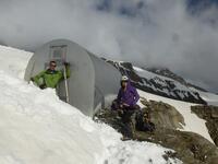 l'abri se mérite, bivouac Grappein l'abri se mérite, bivouac Grappein